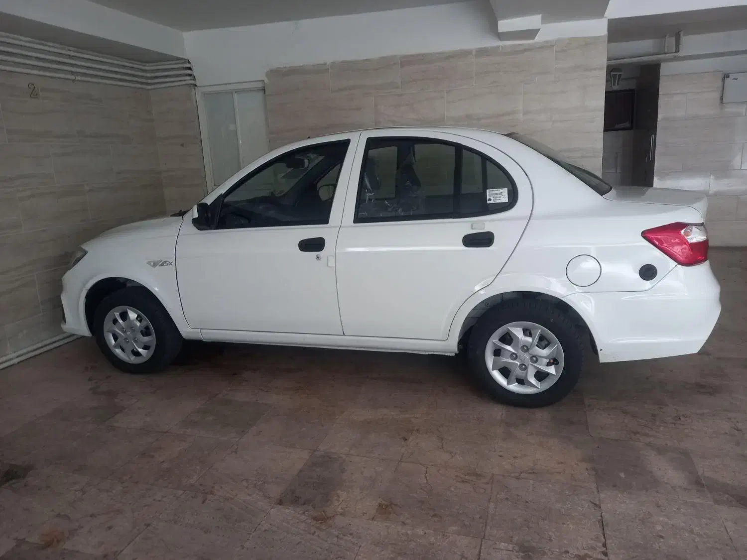 ساینا، دوگانه سوز شرکتی(GX)،خشک صفرکیلومتر|خودرو سواری و وانت|صحنه, |دیوار