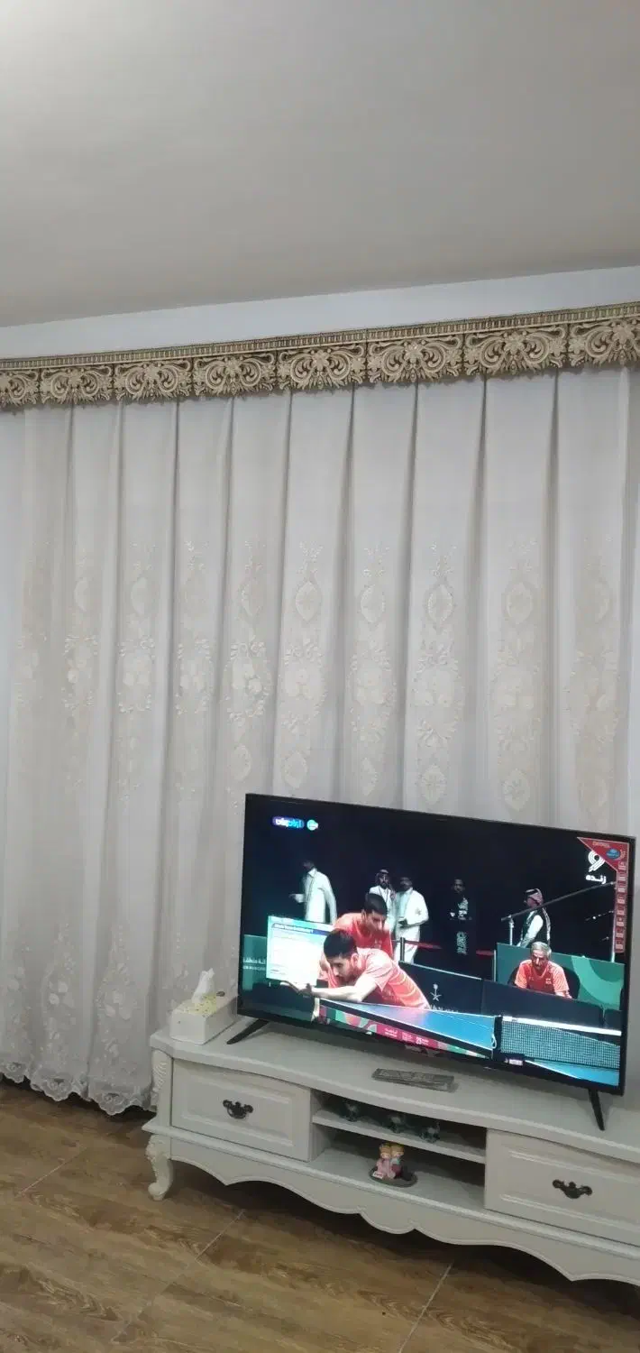 پرده پذیرایی با کتیبه و آستر و زیر پرده|پرده، رانر، رومیزی|محمدشهر, شهرک پیام (مهرالبرز)|دیوار