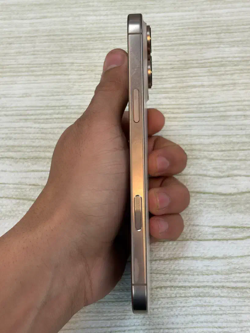 Iphone 16pro max|موبایل|ملایر, |دیوار