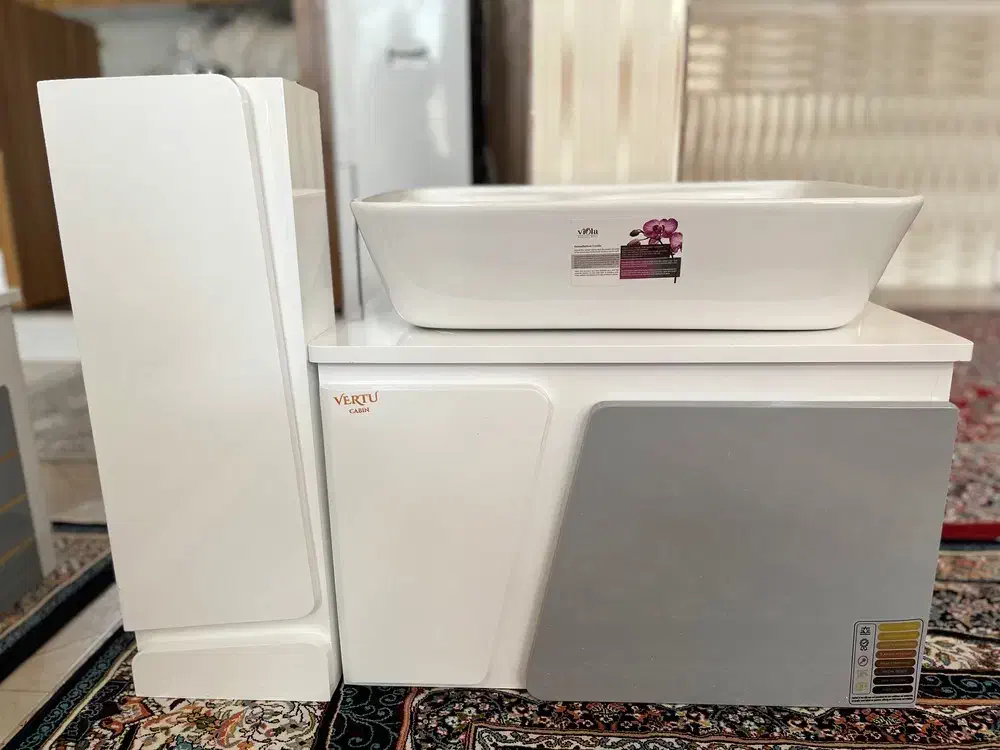 روشویی کابینتی وآینه به قیمت اقتصادی|لوازم سرویس بهداشتی|سیرجان, |دیوار