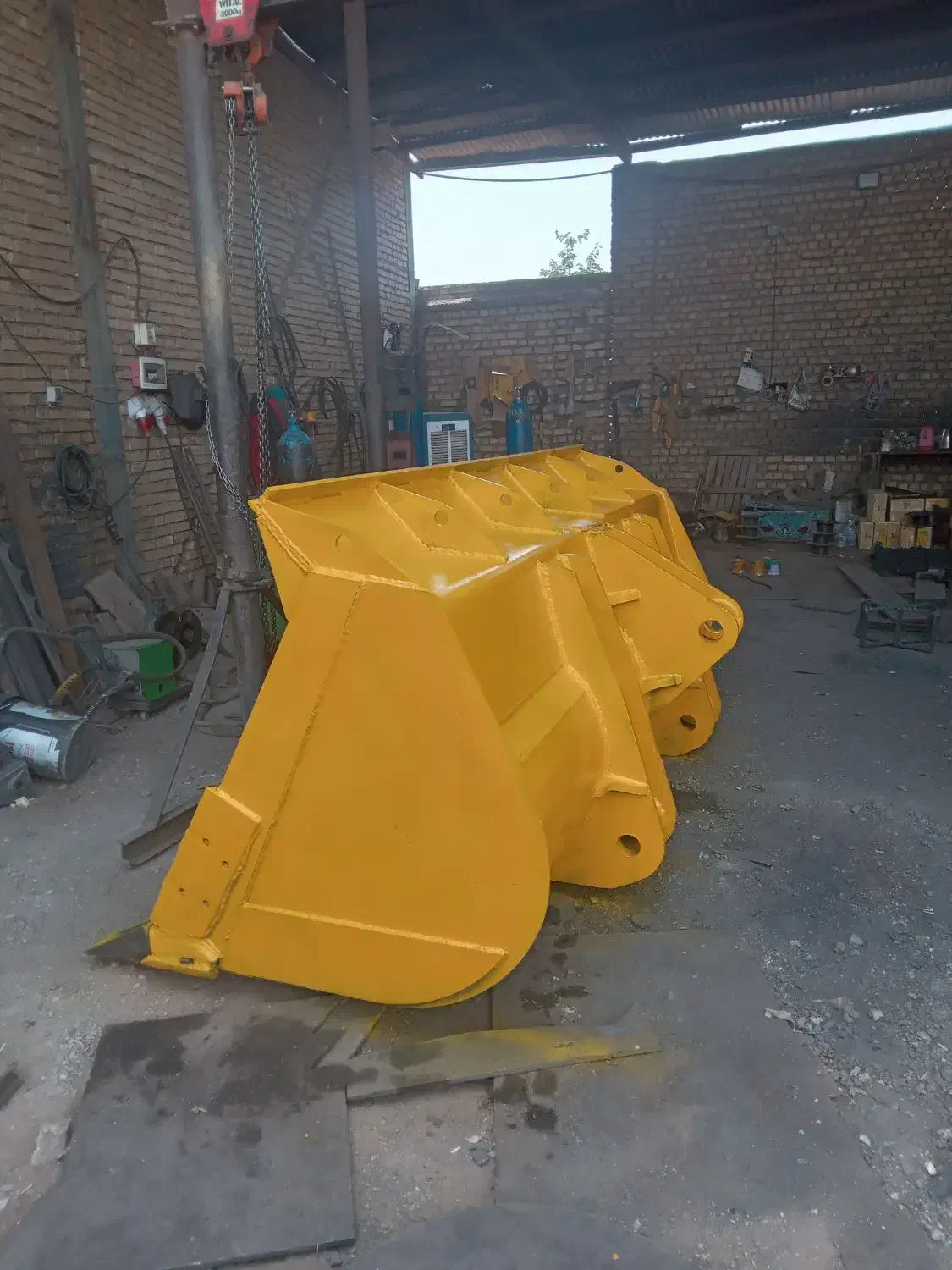 باکت بیل میکانیکی و لودر|ماشینآلات صنعتی|ابریشم, |دیوار