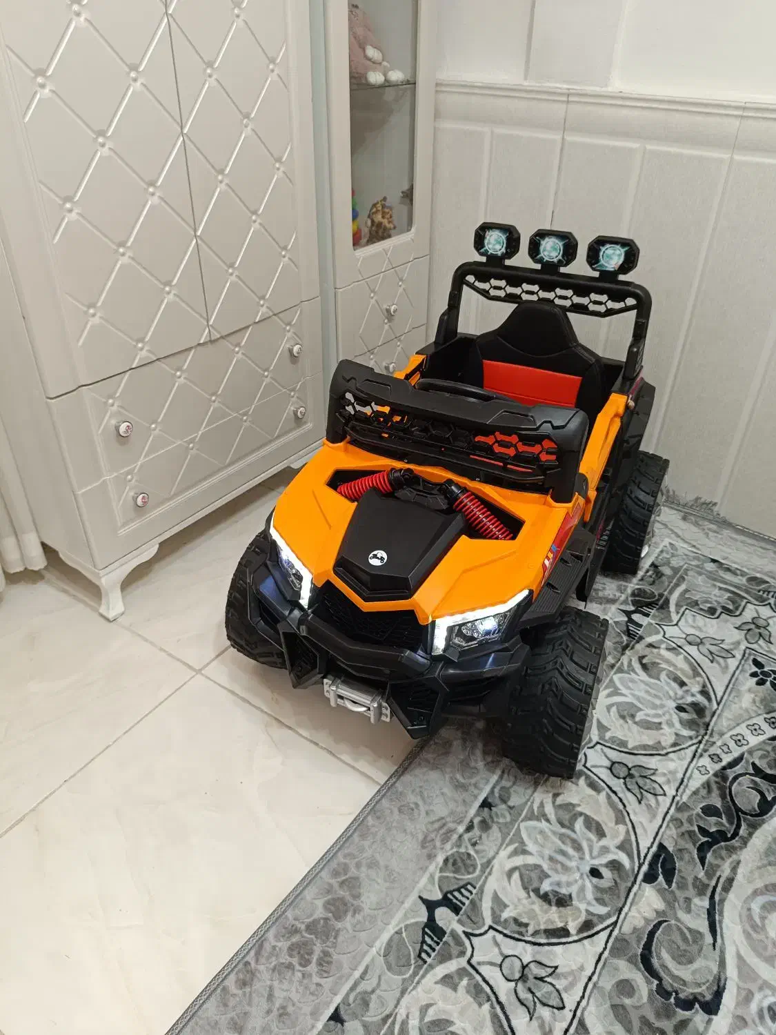 ماشین شارژی|اسباببازی بچه|الوند, |دیوار