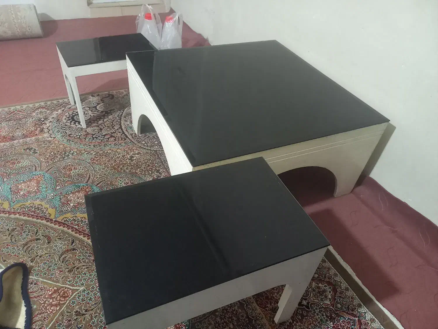 یک دست میز عسلی|مبلمان خانگی و میز عسلی|اسلام‌شهر, شهرک مفیدی|دیوار