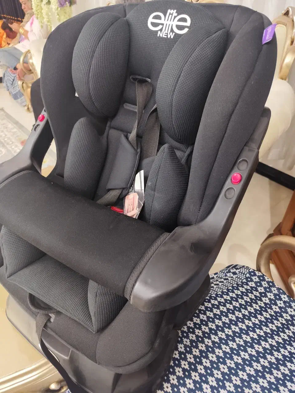 صندلی بچه کاملا نو|تخت و صندلی بچه|اسلامشهر, شهرک مفیدی|دیوار