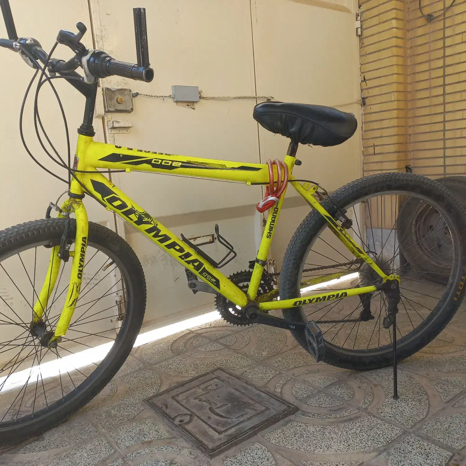 دوچرخه ۲۶ سالم تایر تیوپ نو|دوچرخه، اسکیت، اسکوتر|شاهینشهر, شهرک ردانی پور|دیوار