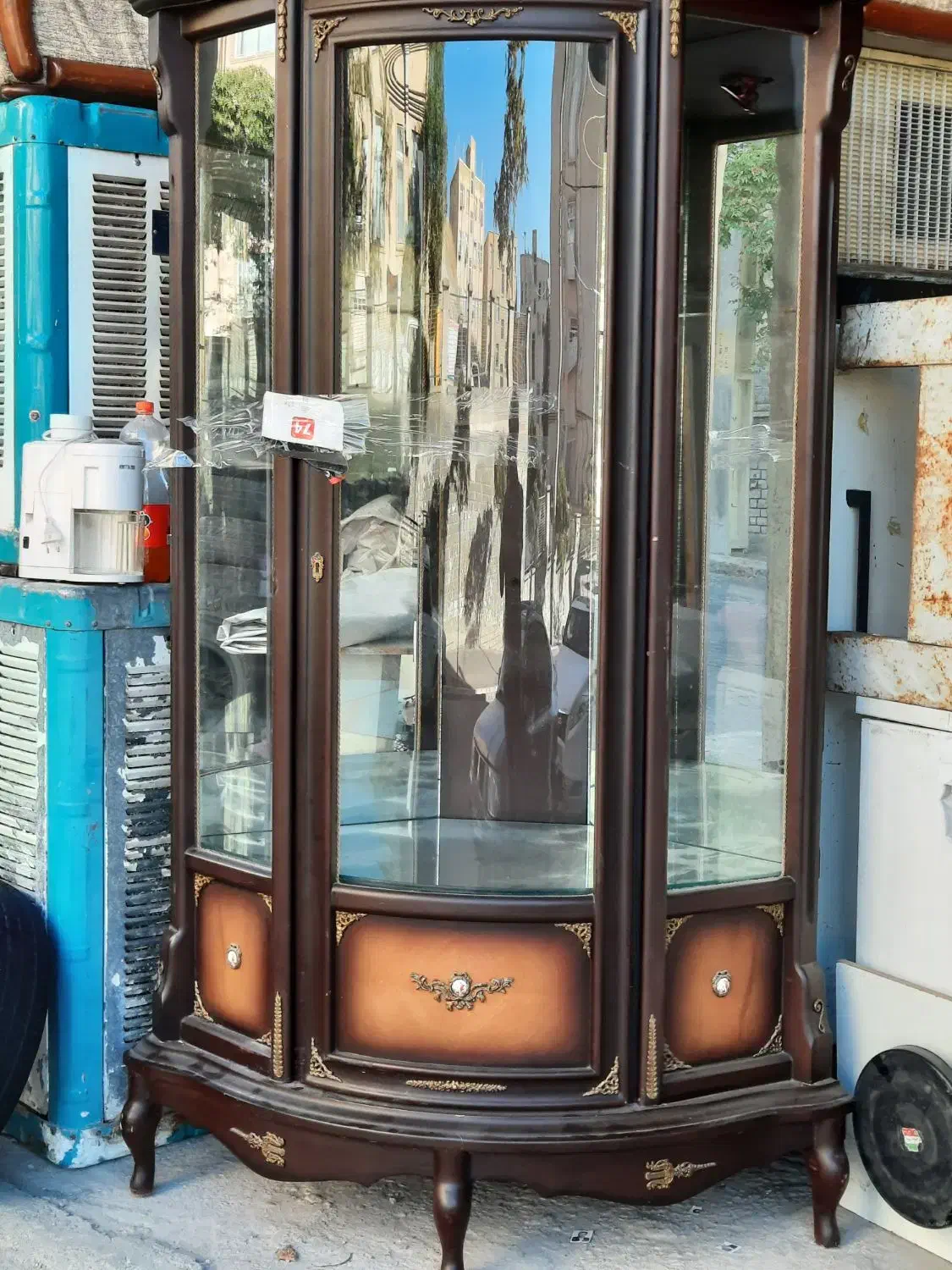 انواع بوفه. کتابخانه در سمساری. ایوب|کتابخانه، شلف، قفسههای دیواری|تبریز, |دیوار