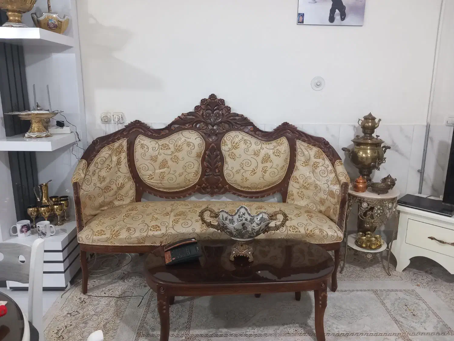 مبل سلطنتی|مبلمان خانگی و میز عسلی|سبزوار, طبرسی (جعفرآباد)|دیوار