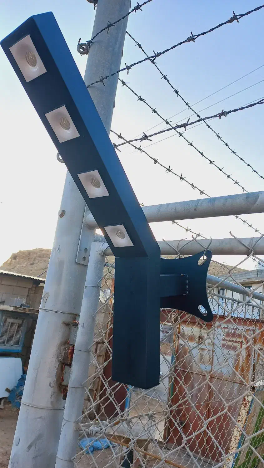 چراغ دیواری باغی|لامپ و چراغ|شیراز, شهرک قمشه|دیوار