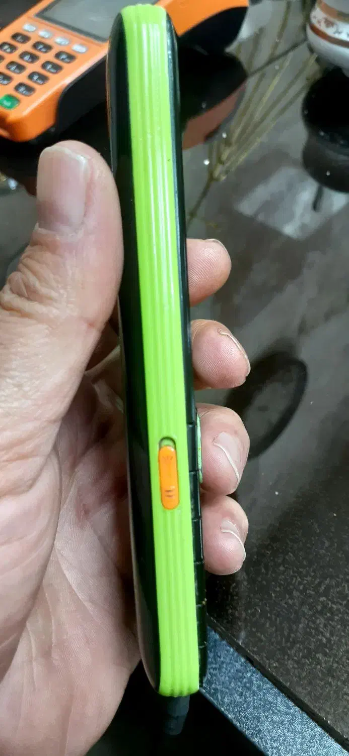 ۲عدگوشی سالم باکارتون|موبایل|تهران, صاحب الزمان|دیوار