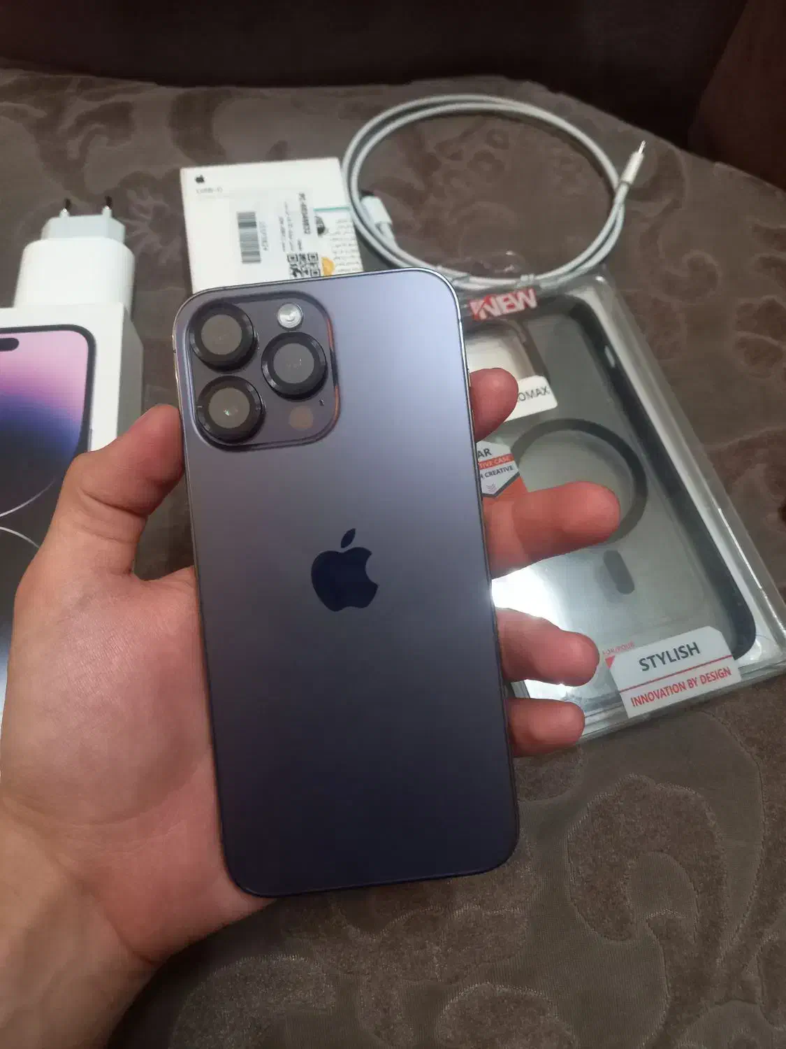 آیفون 14promax 256 zaa پلمپ همراه با آداپتور و قاب|موبایل|تهران, پونک|دیوار