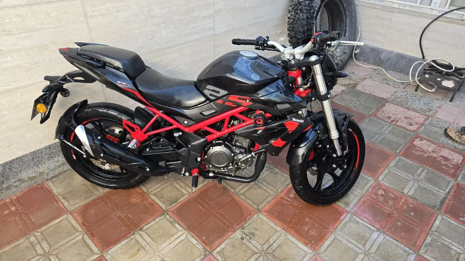 بنلی ۲۵۰ تک درحد صفر|موتورسیکلت|تایباد, |دیوار