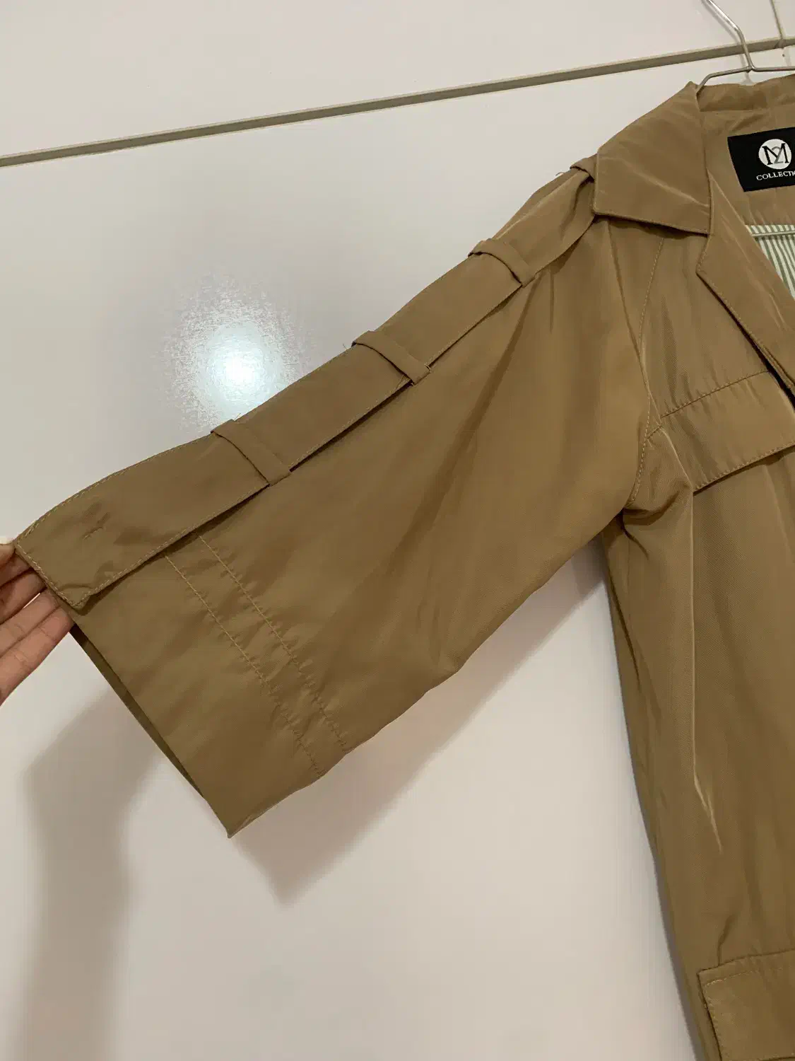 بارانی|لباس|گرگان, |دیوار