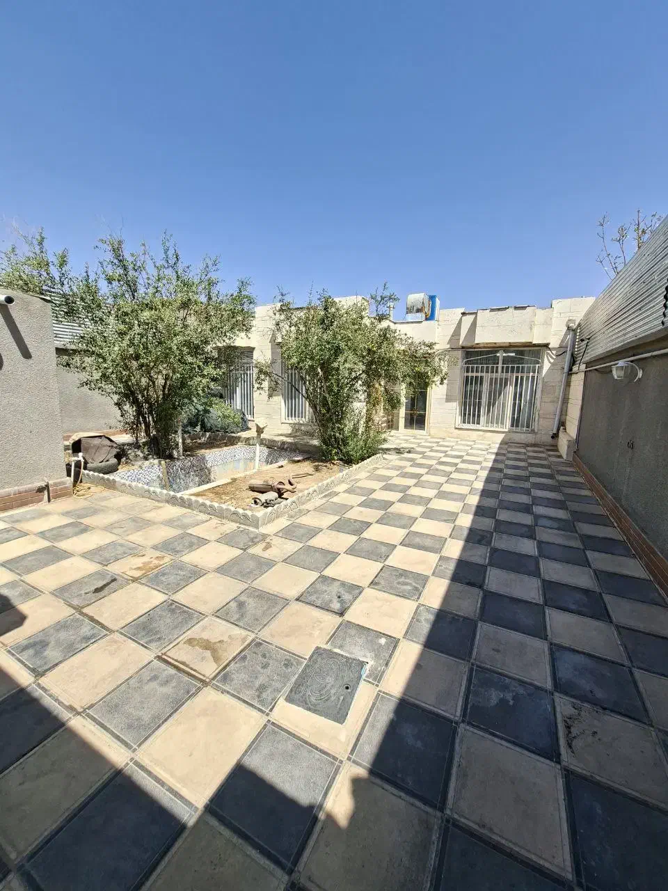 ویلایی / ۲۲۰ متر زمین / شیک و نوساز / استقلال|فروش خانه و ویلا|تربت جام, فاز ۱ فرهنگیان|دیوار