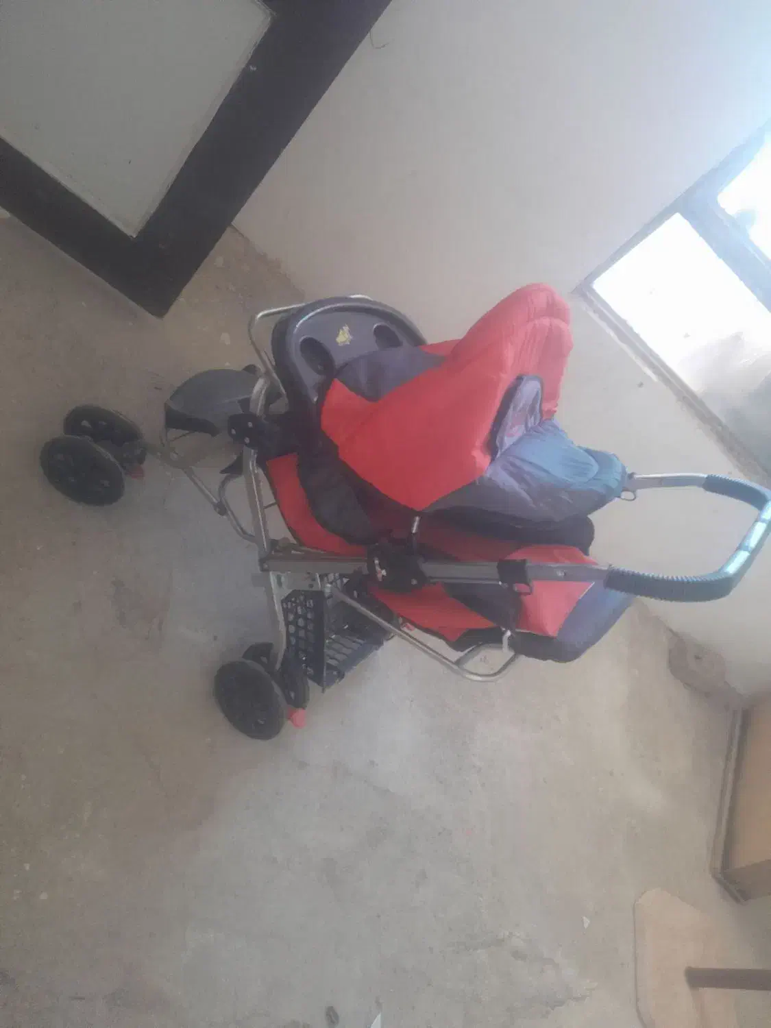 کالسکه در حد نو|کالسکه و لوازم جانبی|نیشابور, شهرک رضوی|دیوار