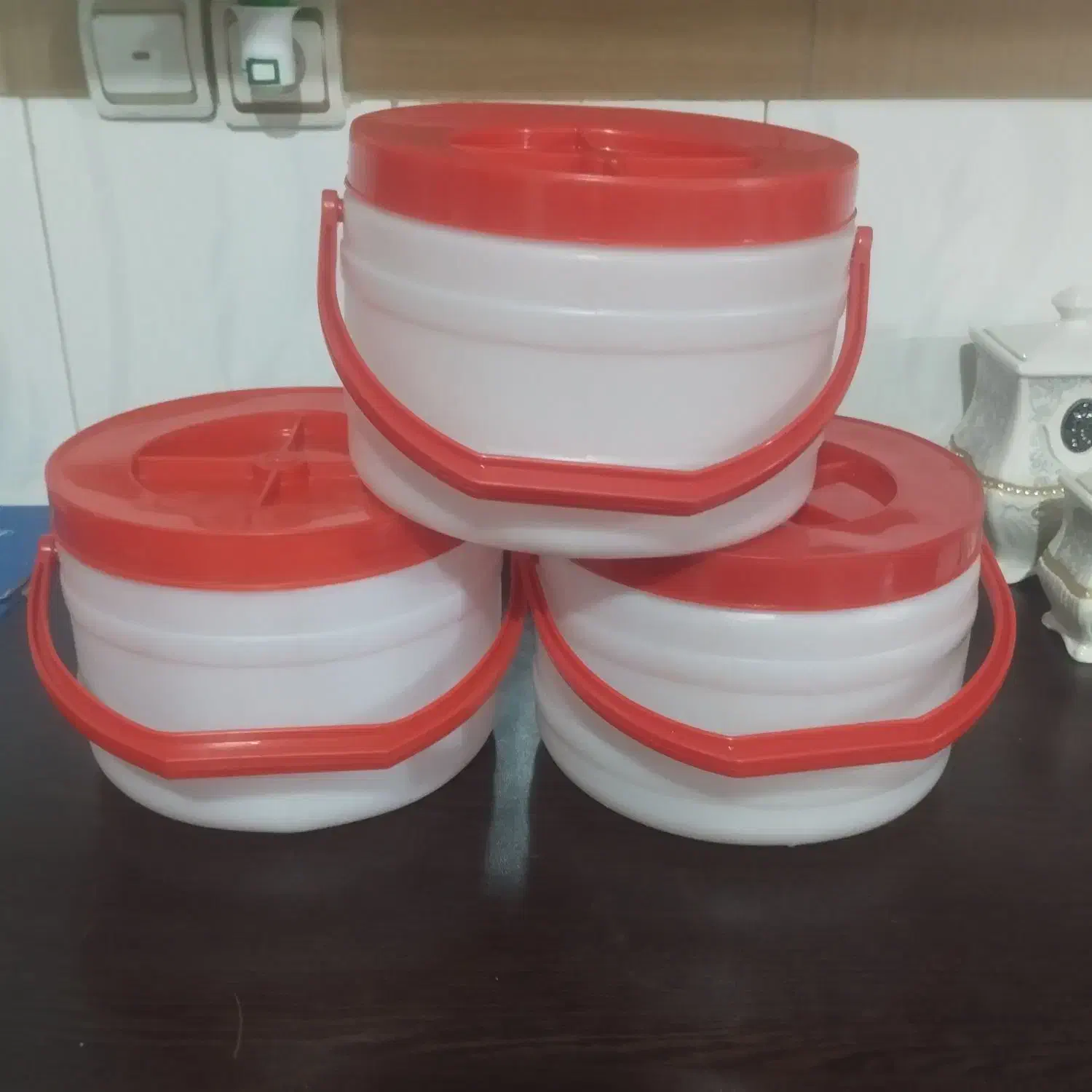 دبه رب دبه خیارشور|ظروف نگهدارنده، پلاستیکی، یک‌بارمصرف|بومهن, |دیوار