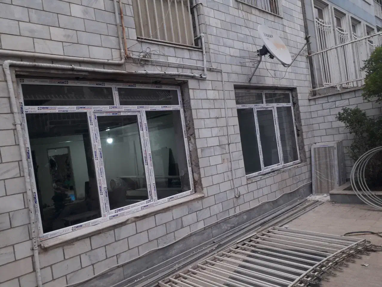 تولید و تعمیرات درب وپنجره دوجداره|خدمات پیشه و مهارت|تهران, شاهین|دیوار