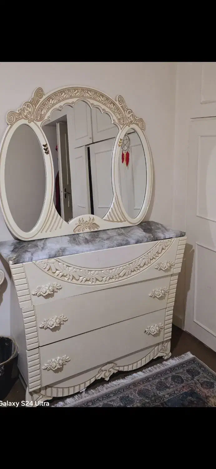 میز آرایش|بوفه، ویترین، کنسول|اندیشه, شهرک مریم|دیوار