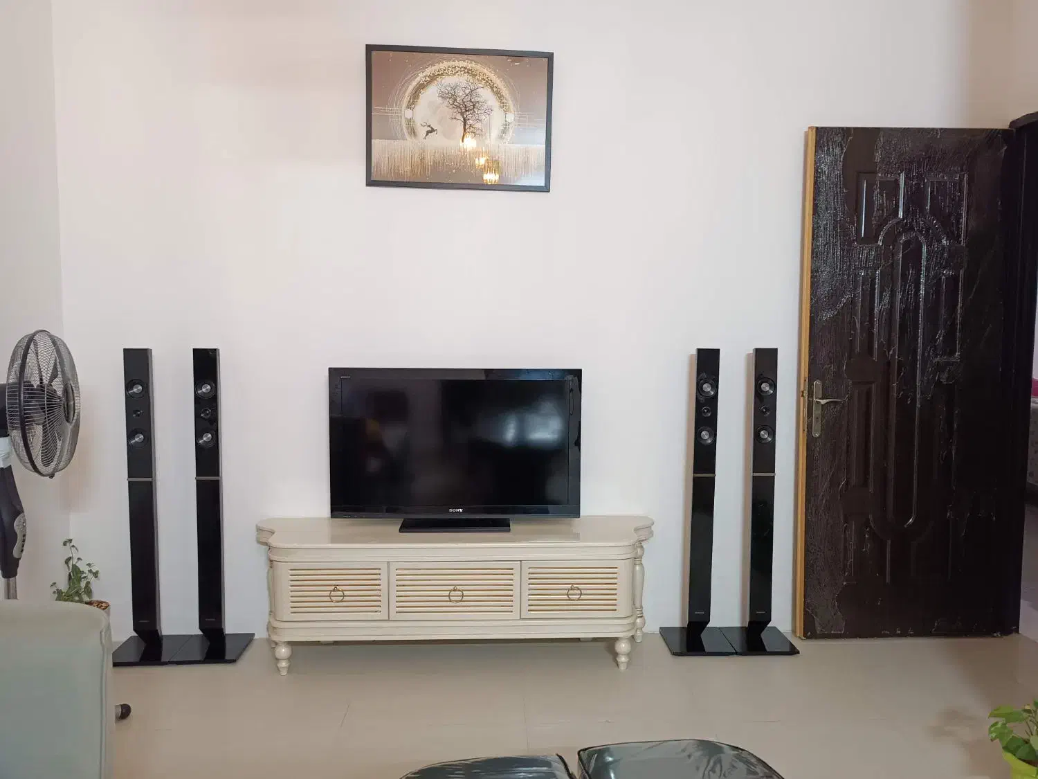 بوفه و میز تلویزیون|بوفه، ویترین، کنسول|مشهد, سرافرازان|دیوار