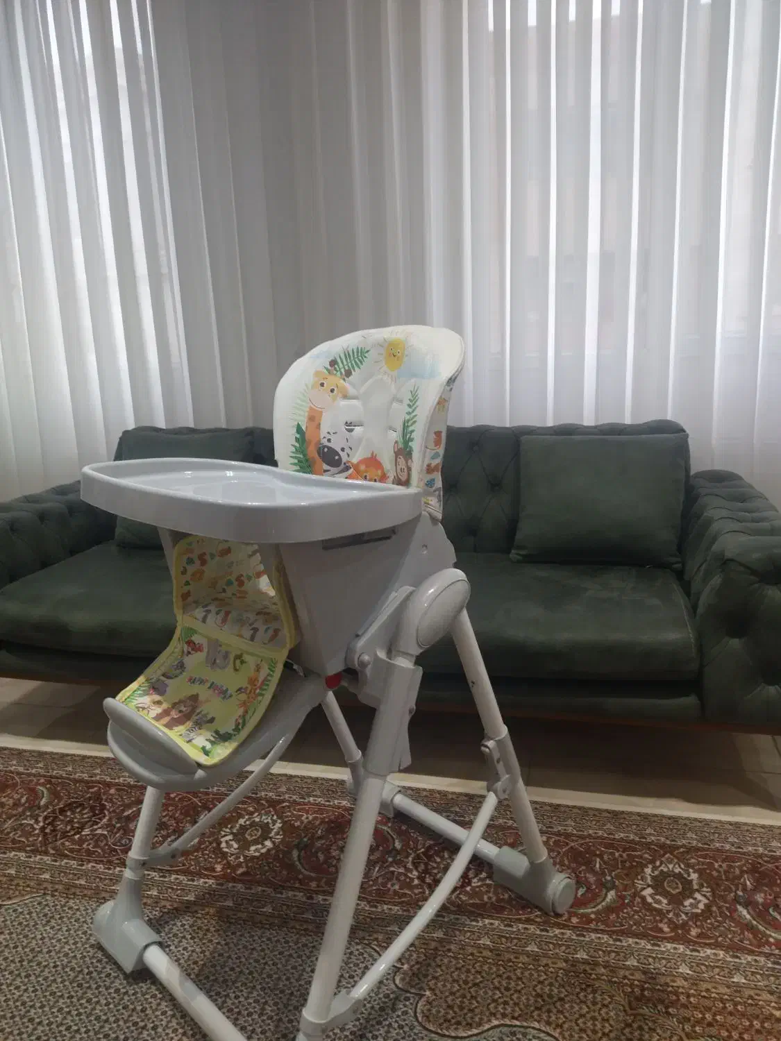 صندلی غذای کودک|تخت و صندلی بچه|کرج, شهرک بیدارچشمه|دیوار