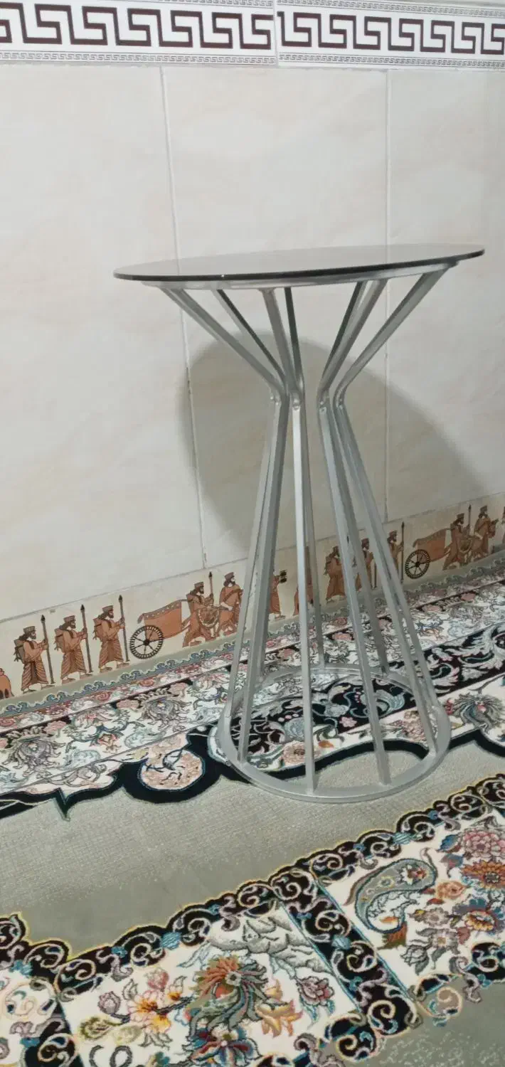 جلومبلی|مبلمان خانگی و میز عسلی|نسیم‌شهر, |دیوار