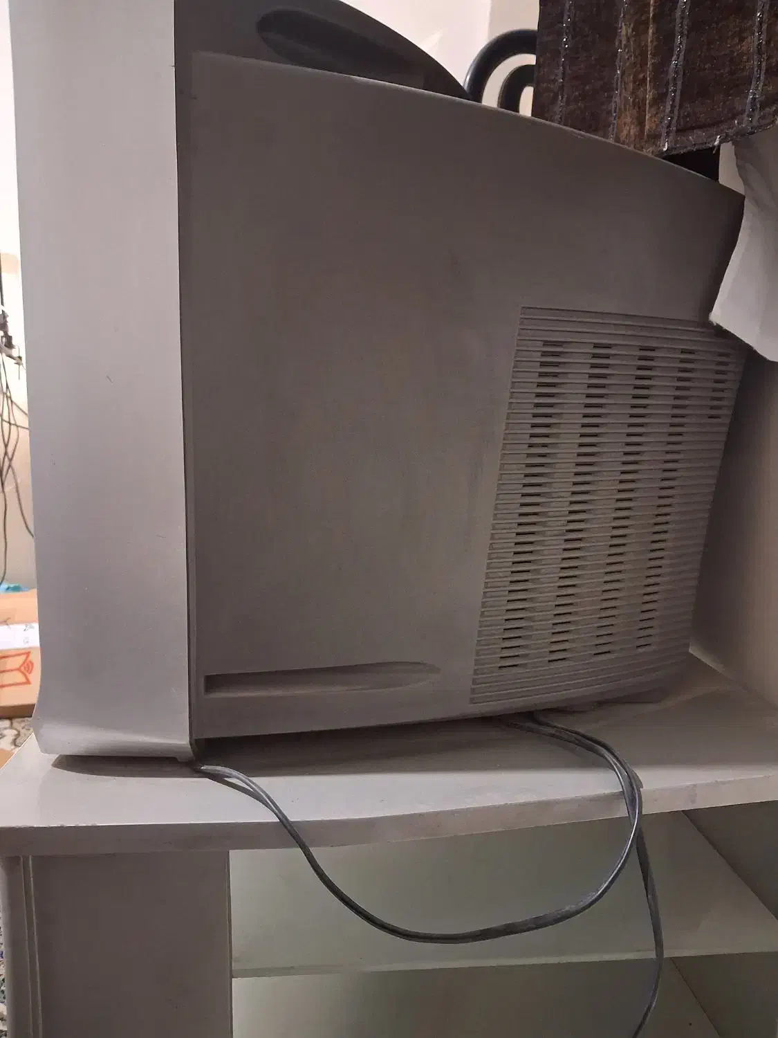 تلویزیون سامسونگ با میز|تلویزیون و پروژکتور|تهران, حشمتیه|دیوار