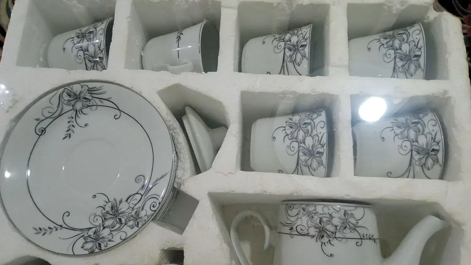 سرویس چای خوری|ظروف سرو و پذیرایی|گلبهار, شهر جدید گلبهار|دیوار