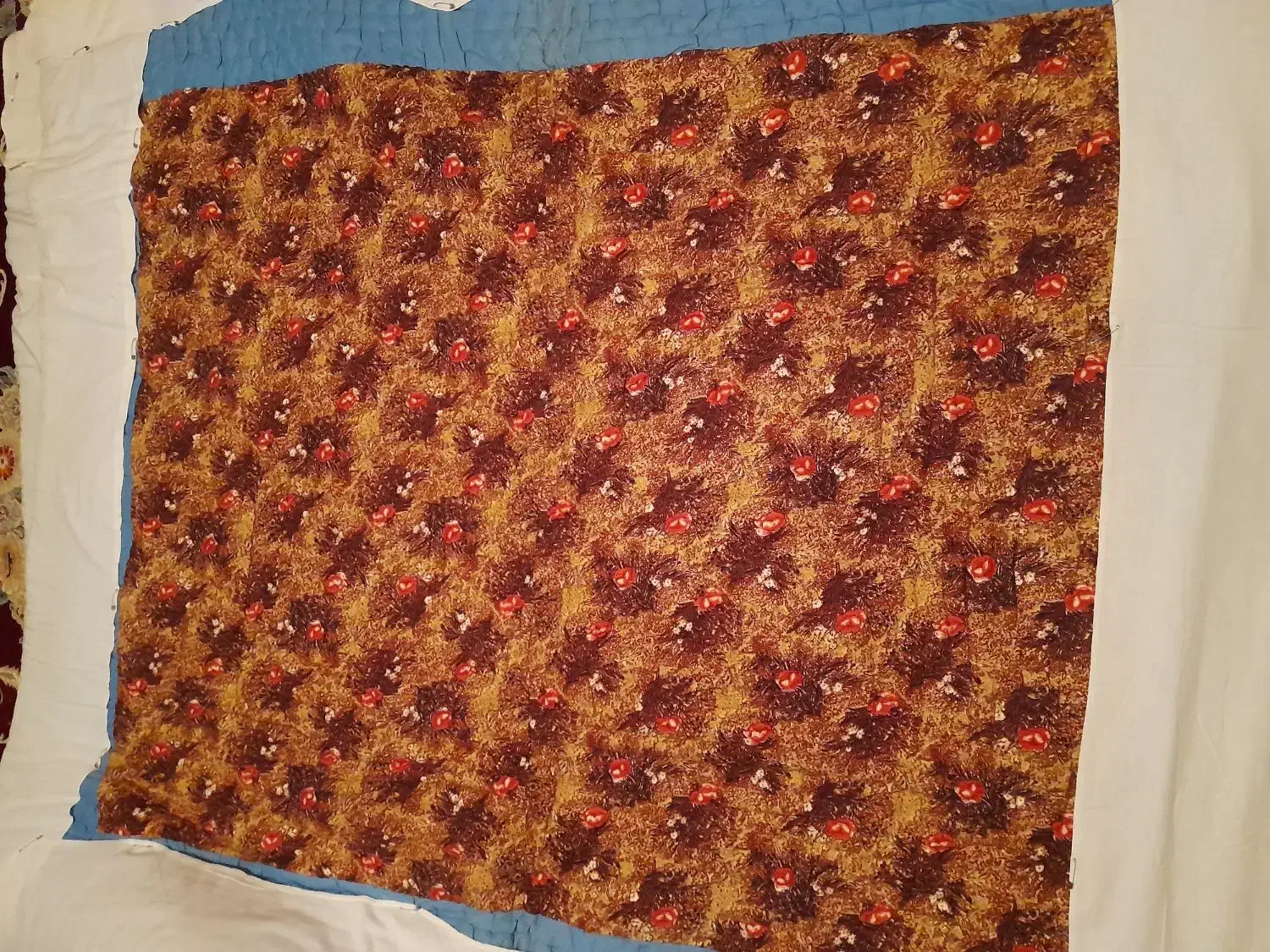 لاهاف|رختخواب، بالش، پتو|کرمانشاه, |دیوار