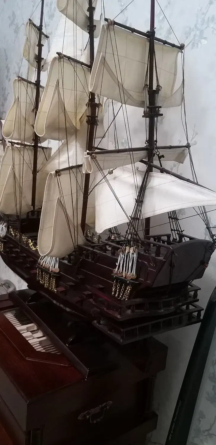 کشتی چوبی جنگی|مجسمه، تندیس، ماکت|تهران, حشمتیه|دیوار