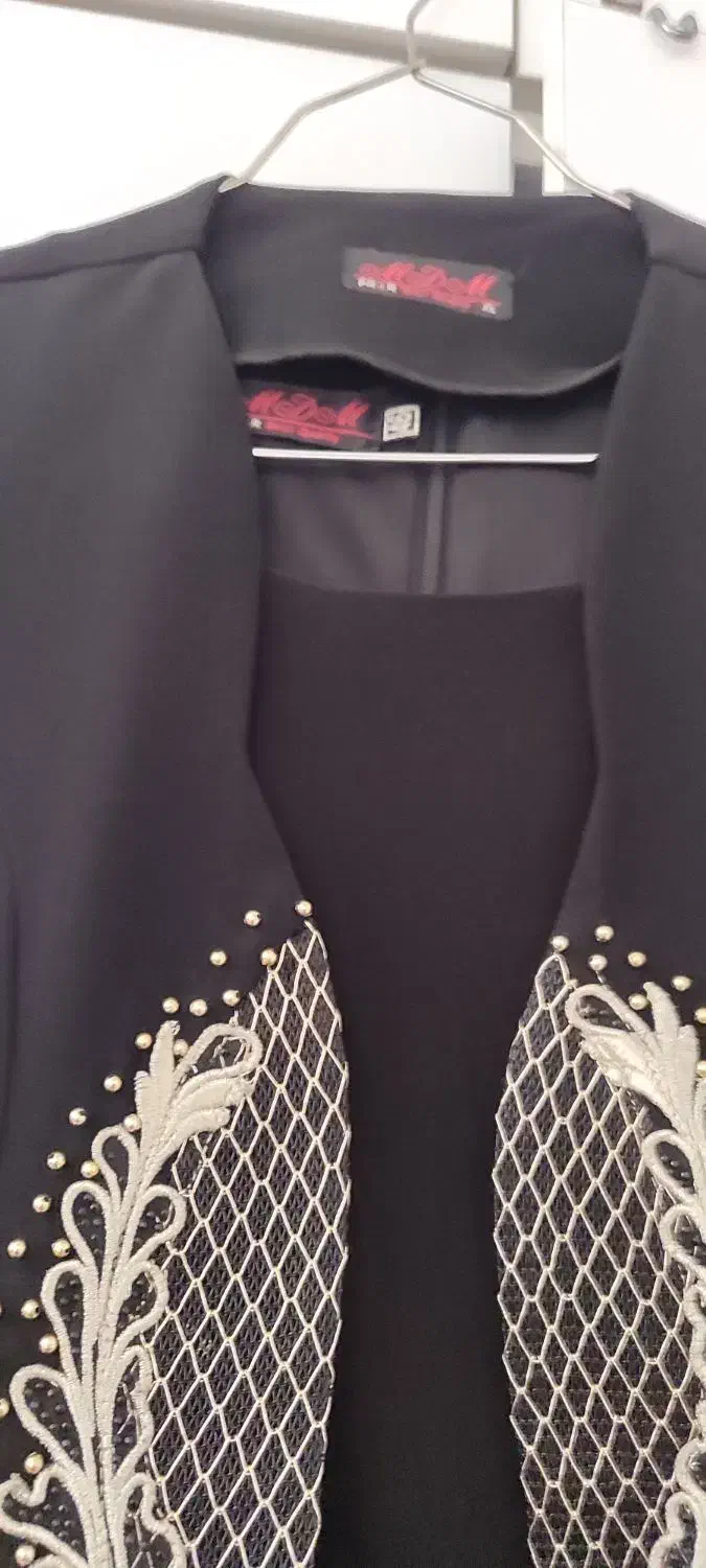 لباس مجلسی|لباس|تبریز, |دیوار