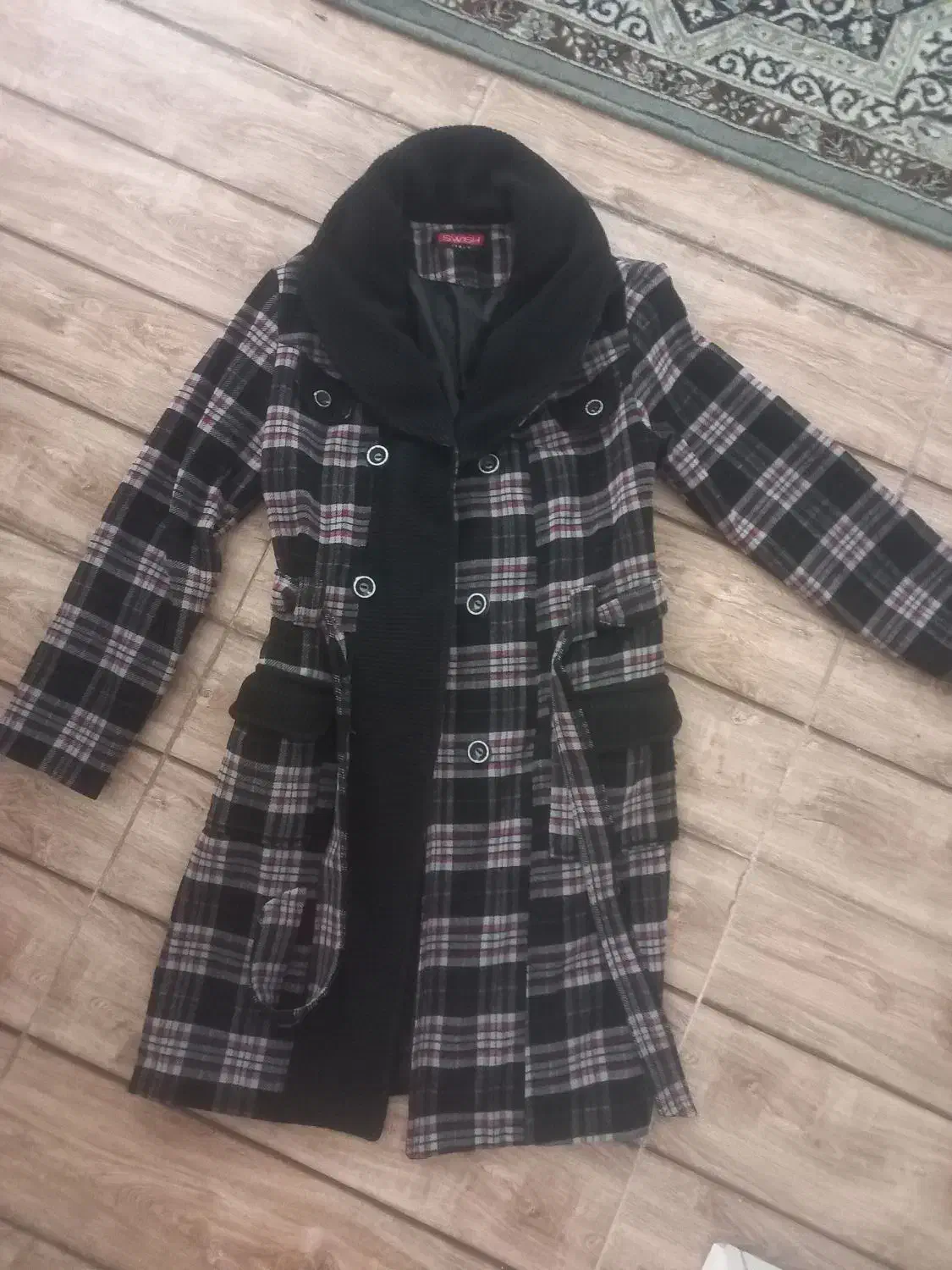 مانتو و مقداری لباس|لباس|بندر کنگان, |دیوار