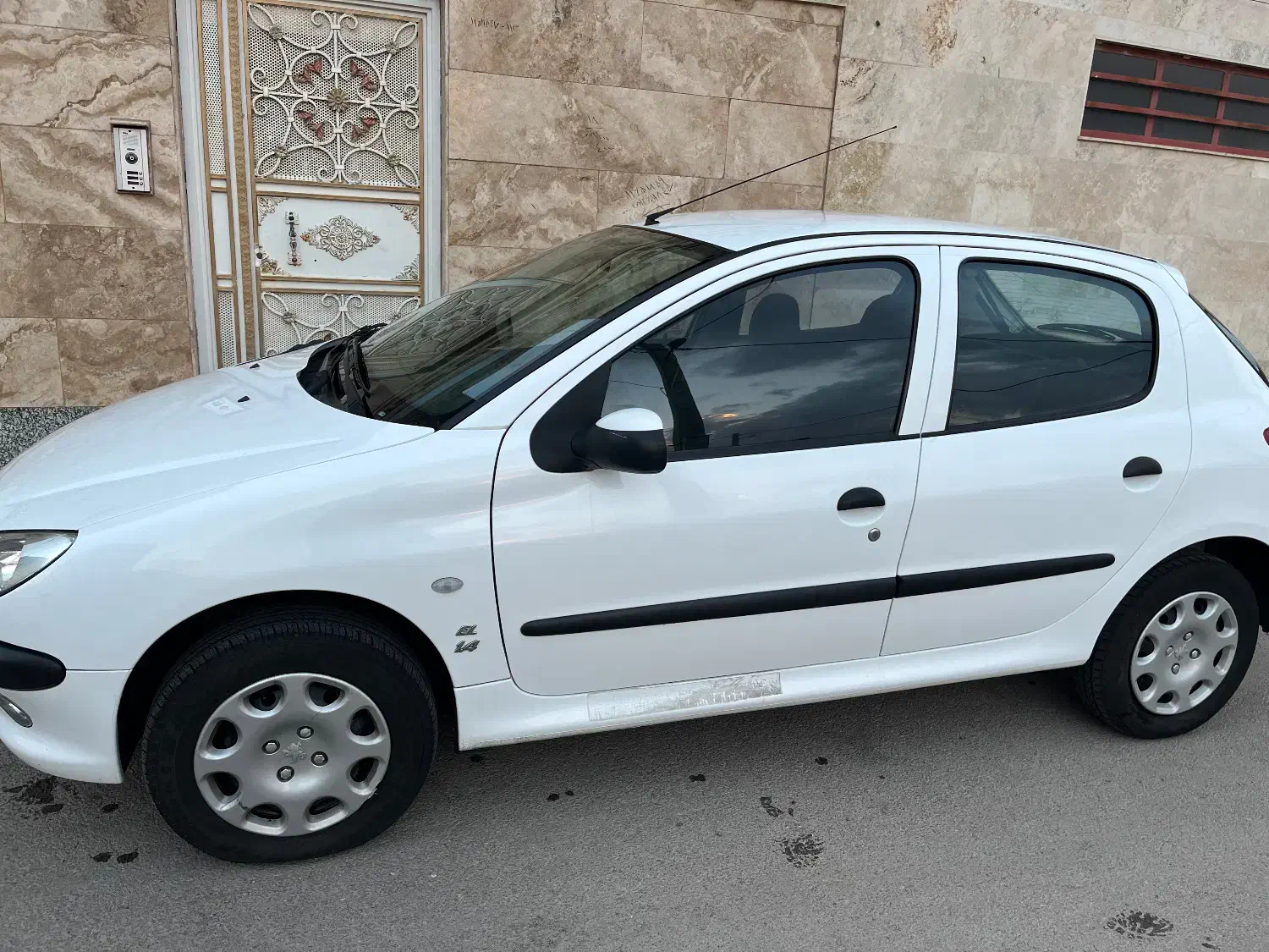 ۲۰۶ مدل ۹۹ بی رنگ کم کار|خودرو سواری و وانت|ابهر, |دیوار