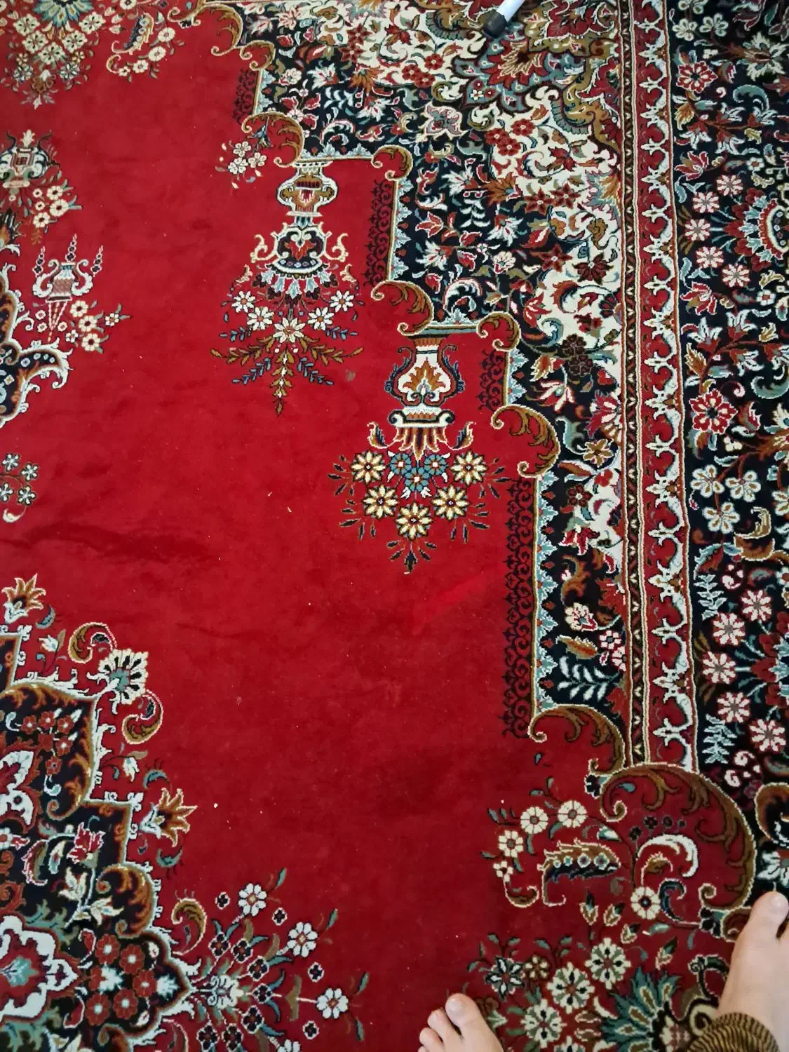 دو عدد فرش کارکرده و مبل|فرش|همدان, |دیوار