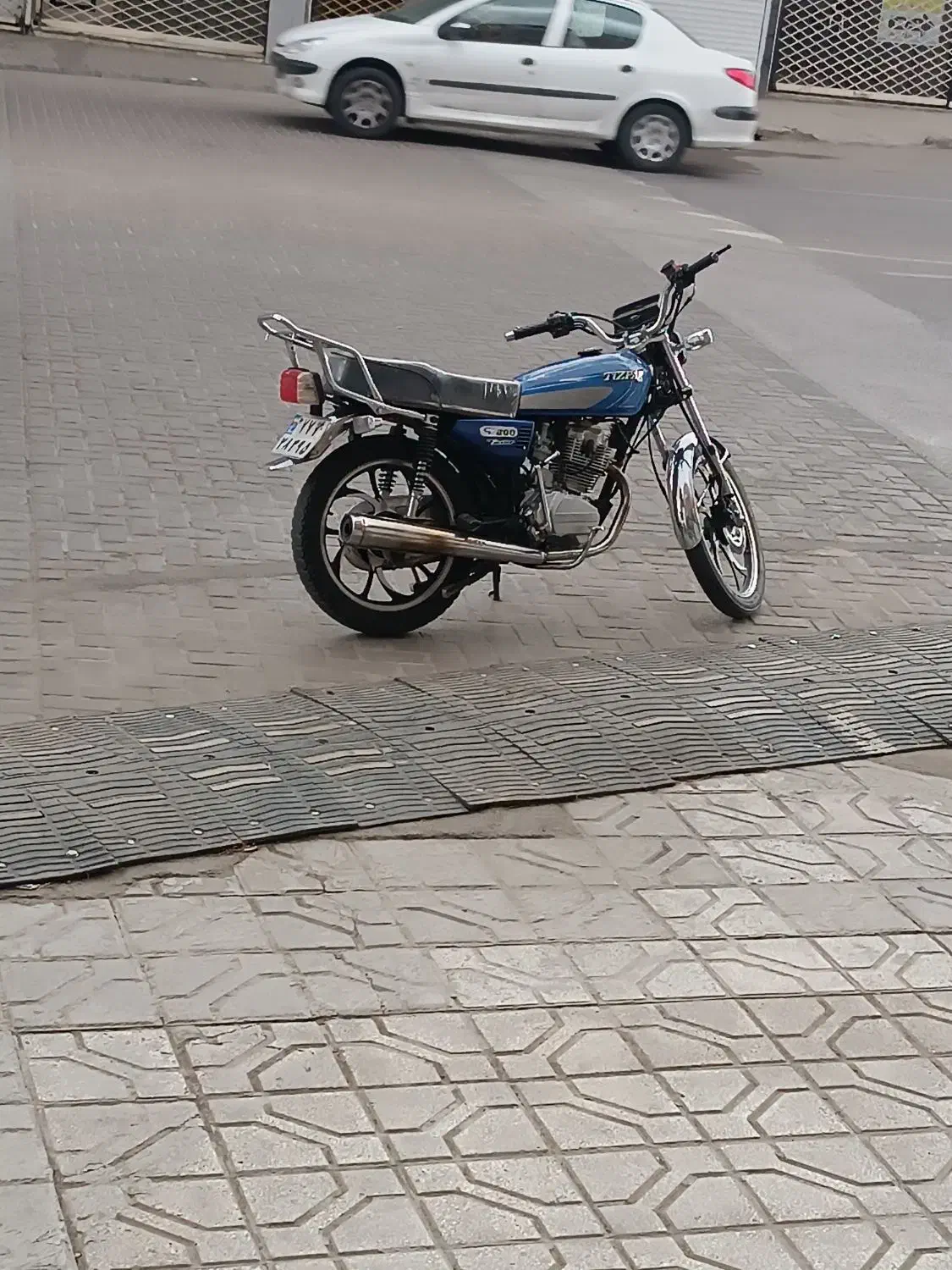 متورتیزپر|موتورسیکلت|جلگه زوزن, |دیوار