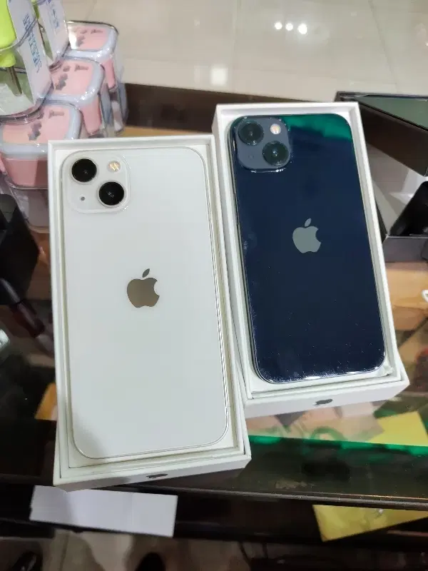 iPhone 13 . 128 ch. batt 85|موبایل|اصفهان, مفتح|دیوار