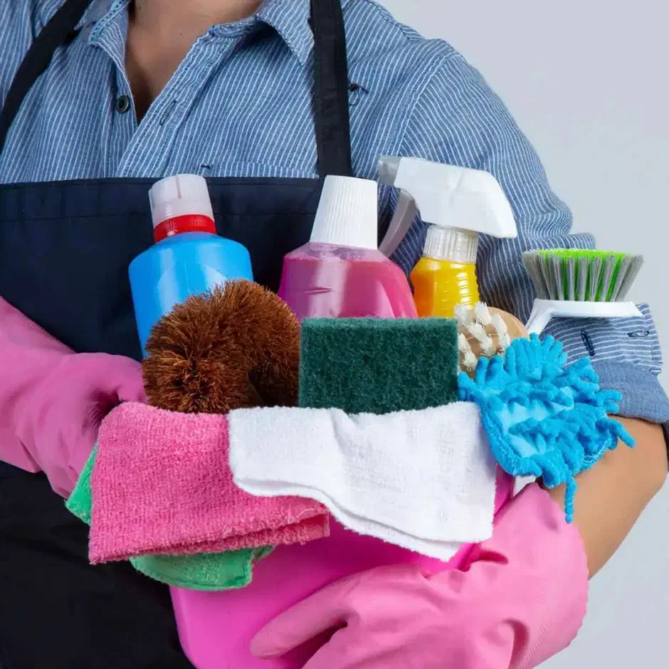 استخدام نیروی کمکی خانم- فرصت همکاری عالی|استخدام سرایداری و نظافت|بندر ماهشهر, |دیوار