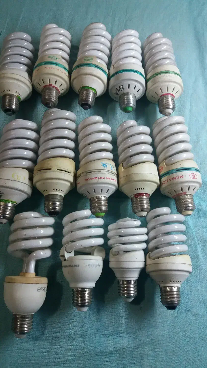 ۴۵. عددلامپ کار کرده|لامپ و چراغ|چهارباغ, |دیوار