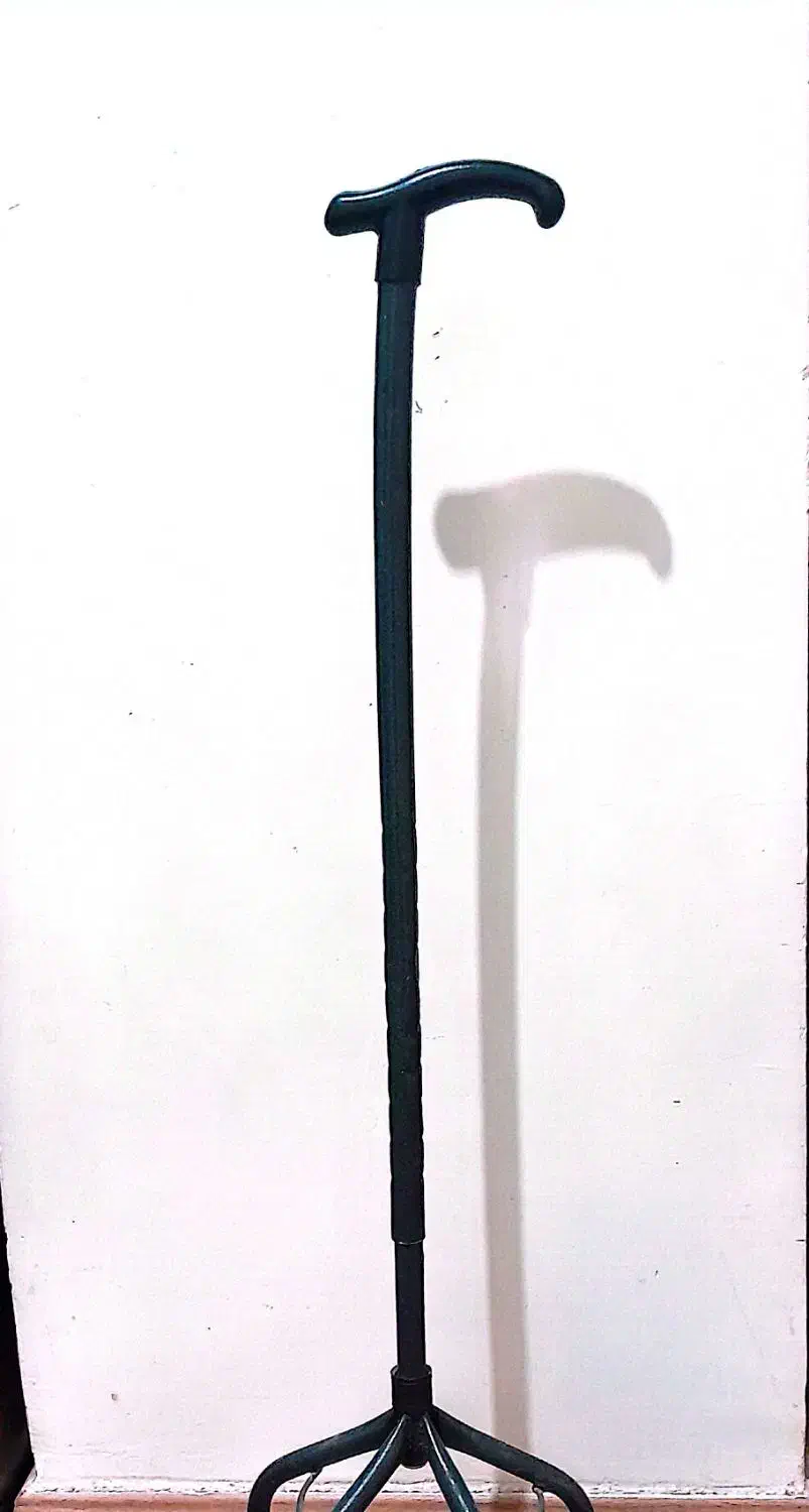 عصا سه پایه.دوعدد|آرایشی، بهداشتی، درمانی|اسلامشهر, مسکن مهر اسلاشهر (شهرک امام خمینی)|دیوار