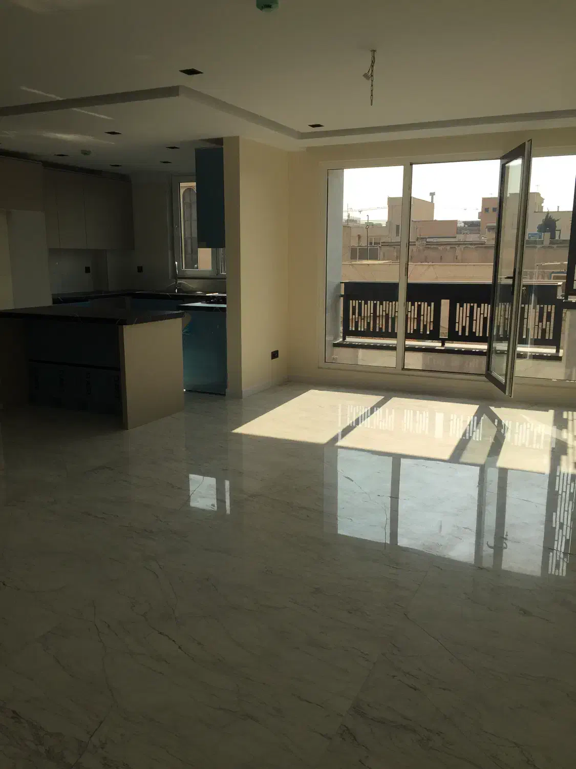 ۱۲۰ متر فرخ یزدی