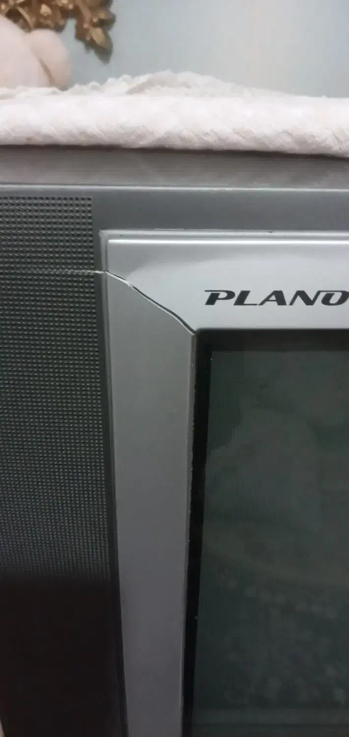 تلویزیون ۲۱ اینچ سامسونگ|تلویزیون و پروژکتور|کرج, ساسانی (قلمستان)|دیوار