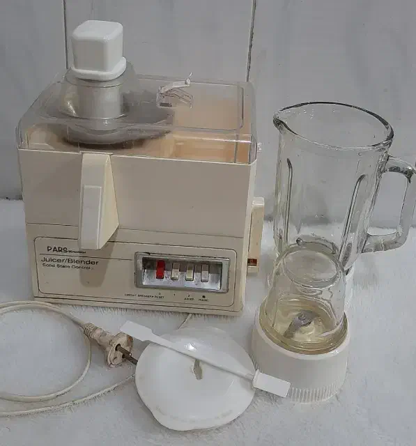 آبمیوه گیری ۳ کاره سالم|آبمیوه‌گیر و آب‌مرکبات‌گیر|شیراز, قلعه شاهزاده بیگم|دیوار