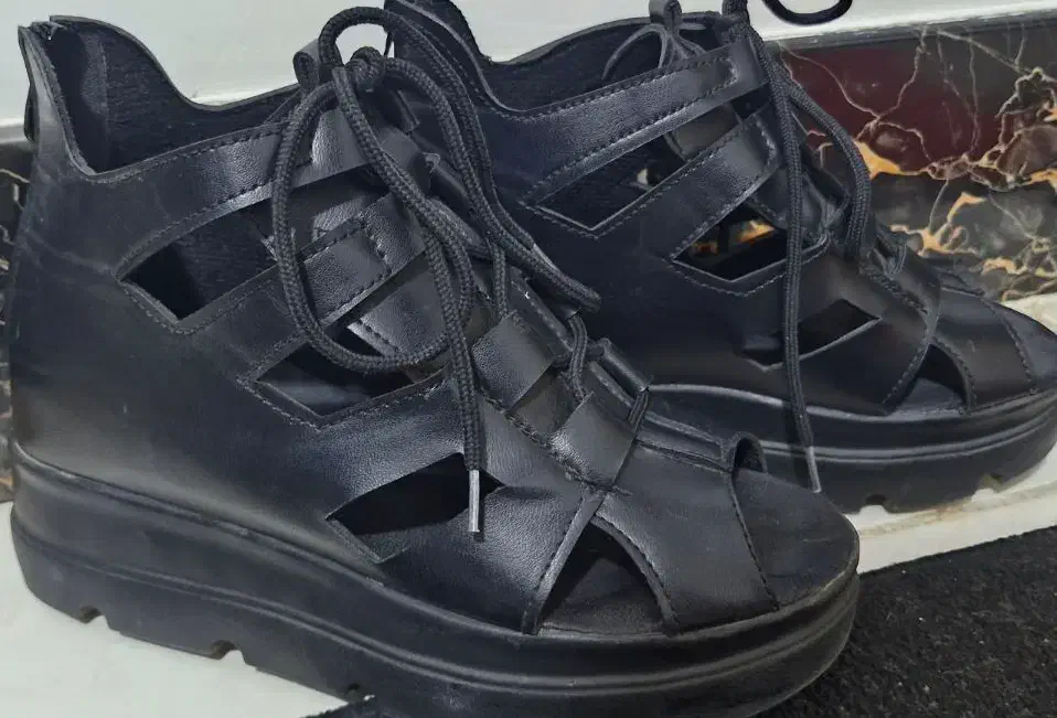 صندل سایز ۳۹|کیف، کفش، کمربند|خرم‌آباد, |دیوار