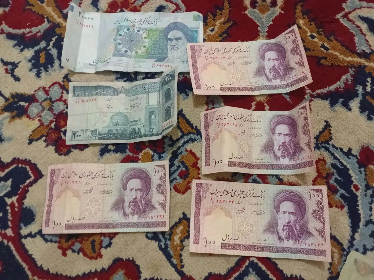 تعدادی پول جمهری و پهلوی|کلکسیون سکه، تمبر، اسکناس|بیجار, |دیوار