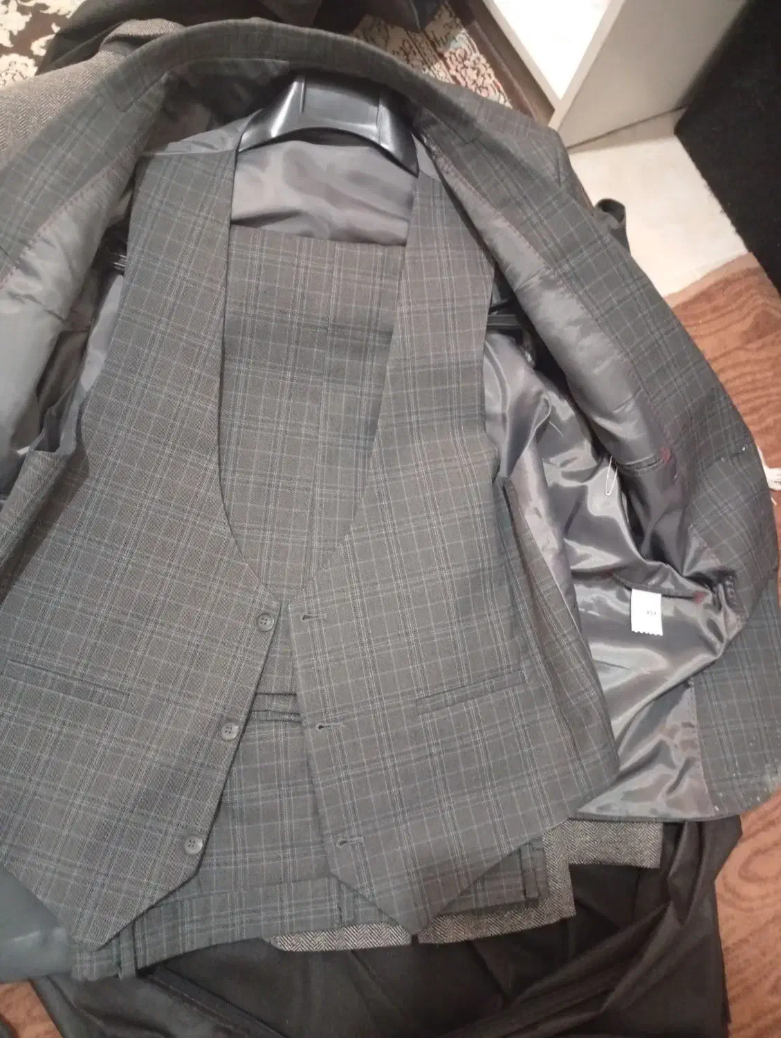 کاپشن تک با کت و شلوار|لباس|نسیم‌شهر, |دیوار