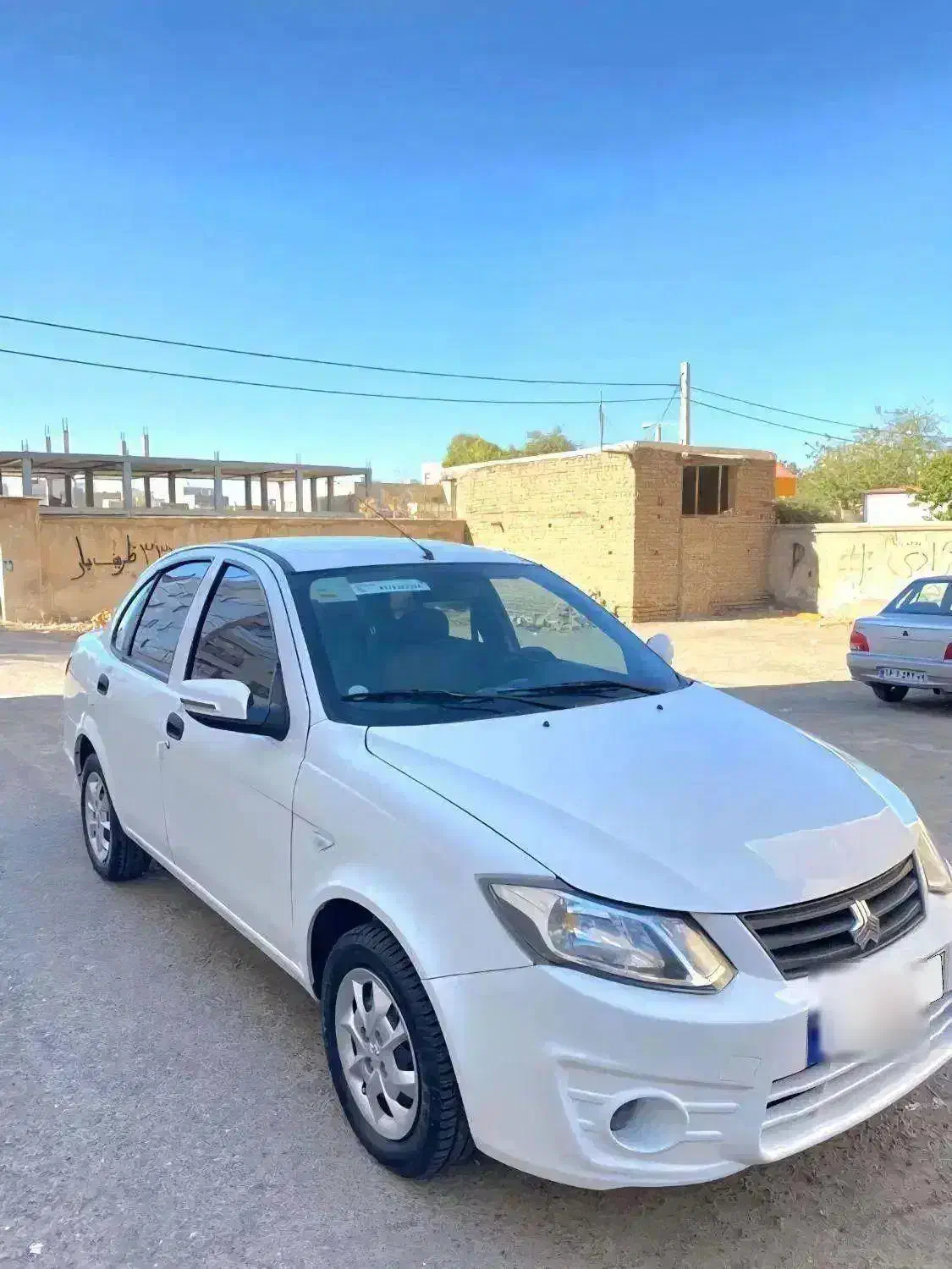 ساینا مدل ۹۸ بی رنگ بدونه ترک سالم کم کار|خودرو سواری و وانت|قزوین, |دیوار