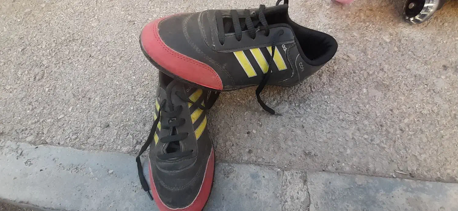 کفش فوتبال، روی چمن|ورزشهای توپی|اردبیل, |دیوار