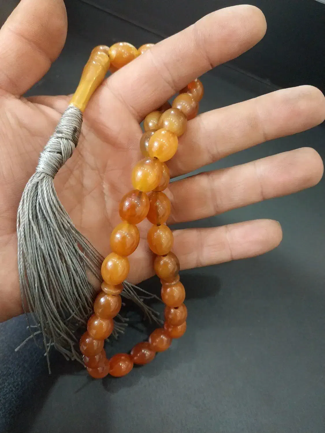 تسبیح کهربا کهنه و کلکسیونی|کلکسیون اشیاء عتیقه|کرج, پیشاهنگی|دیوار