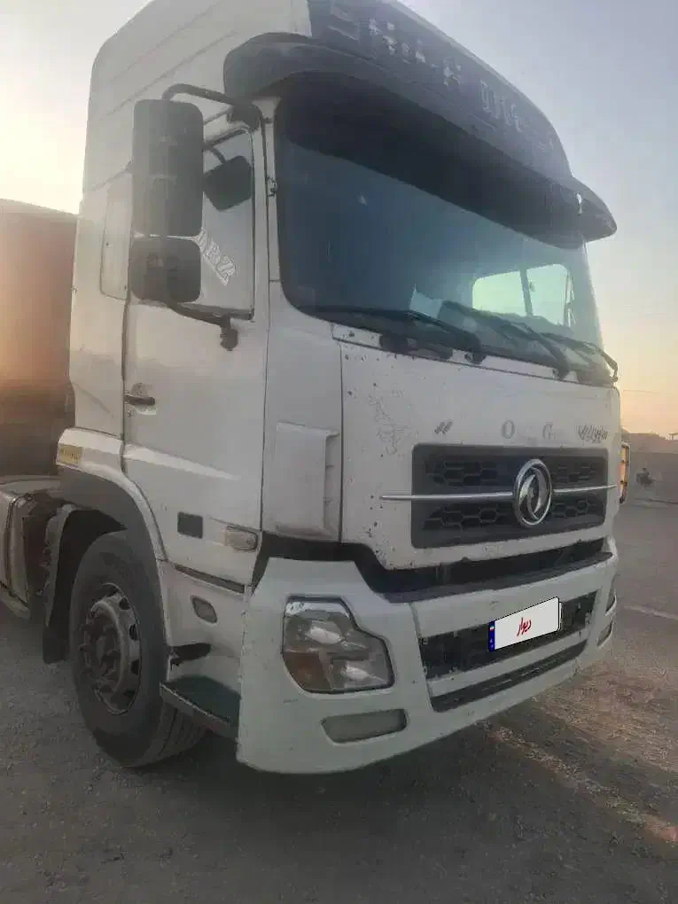 کشنده البرزمدل ۸۹|خودرو سنگین|نی‌ریز, |دیوار