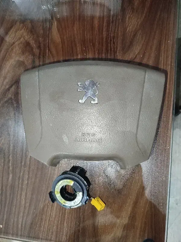 ایربگ پژو ۴۰۵|قطعات یدکی و لوازم جانبی|خاوران, |دیوار