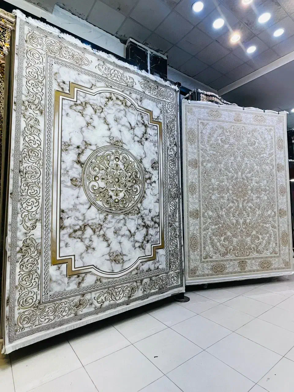 فرش مدرن با رنگبندی خاص// مناسب دکور امروزی|فرش|آبادان, |دیوار