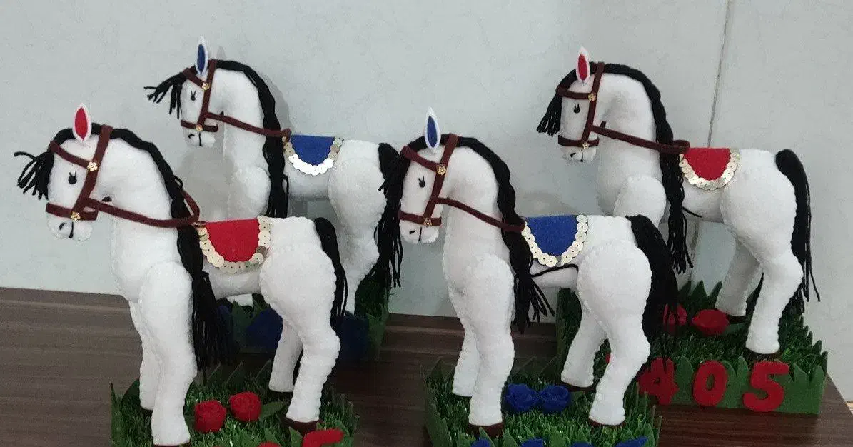 اسب|اسباب‌‌بازی|دورود, |دیوار